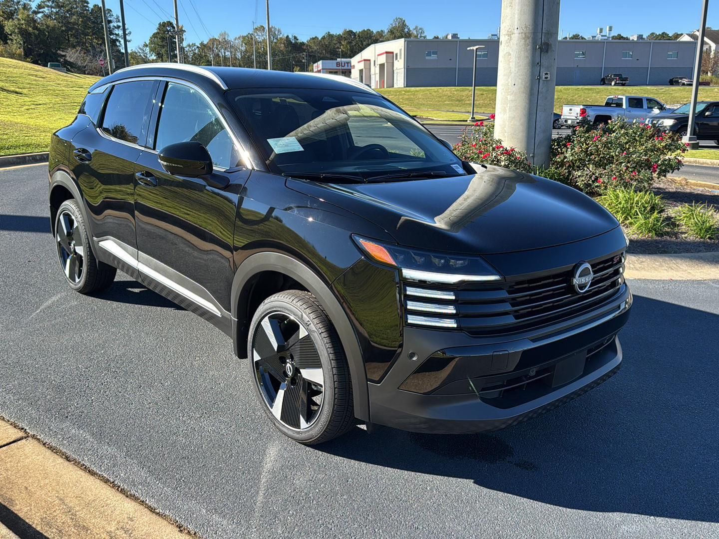 2026 Nissan KICKS SR - Photo 6