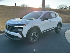 2026 Nissan Kicks SV SUV