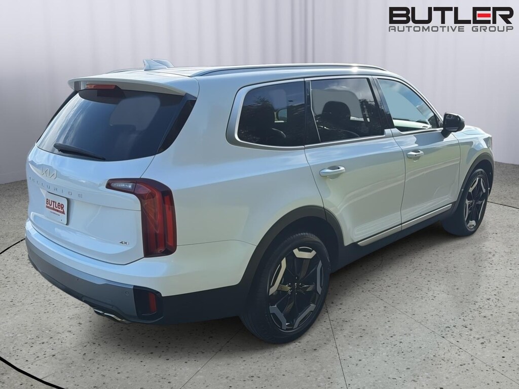 Used 2025 Kia Telluride S SUV