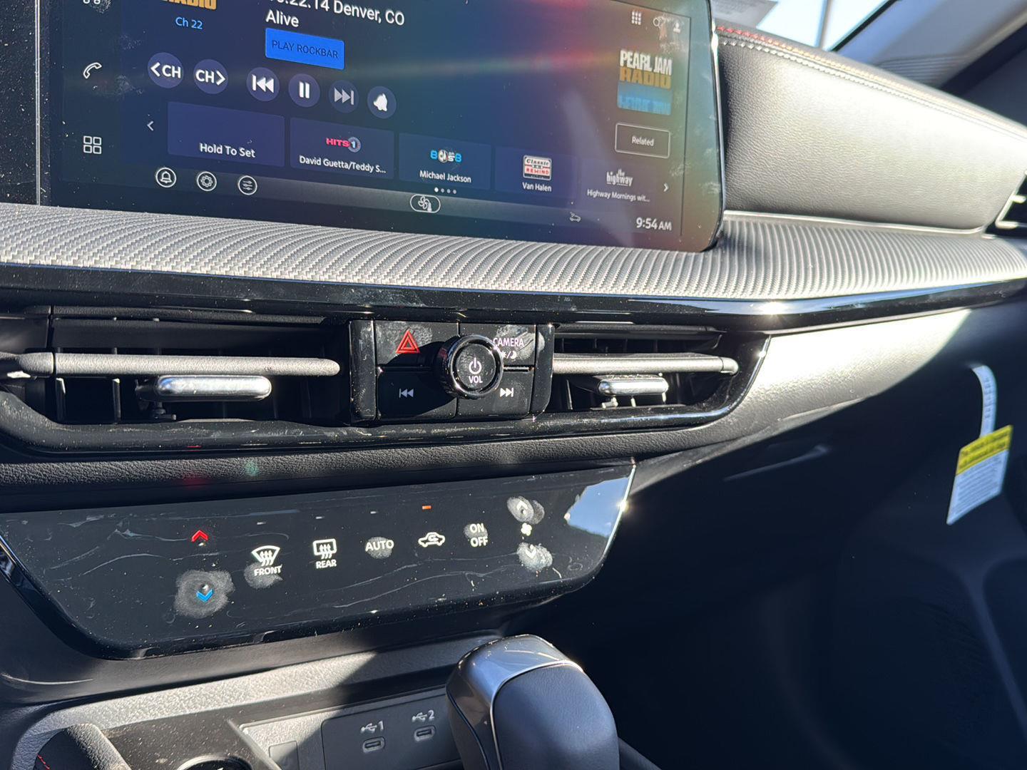 2026 Nissan KICKS SR - Photo 22