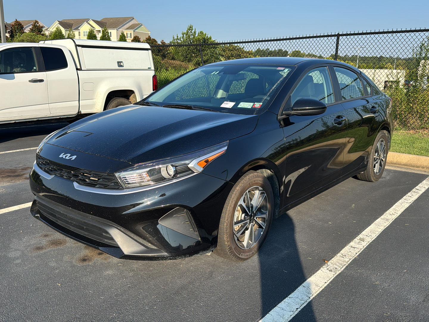 2023 Kia Forte LXS photo 2