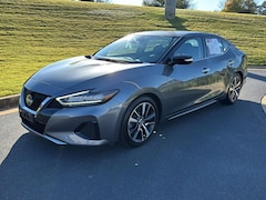 2023 Nissan Maxima SV Sedan