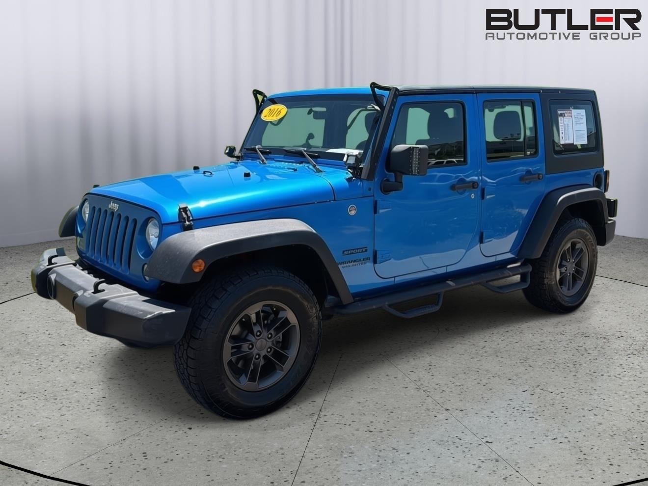 2016 Jeep Wrangler Sport's photo