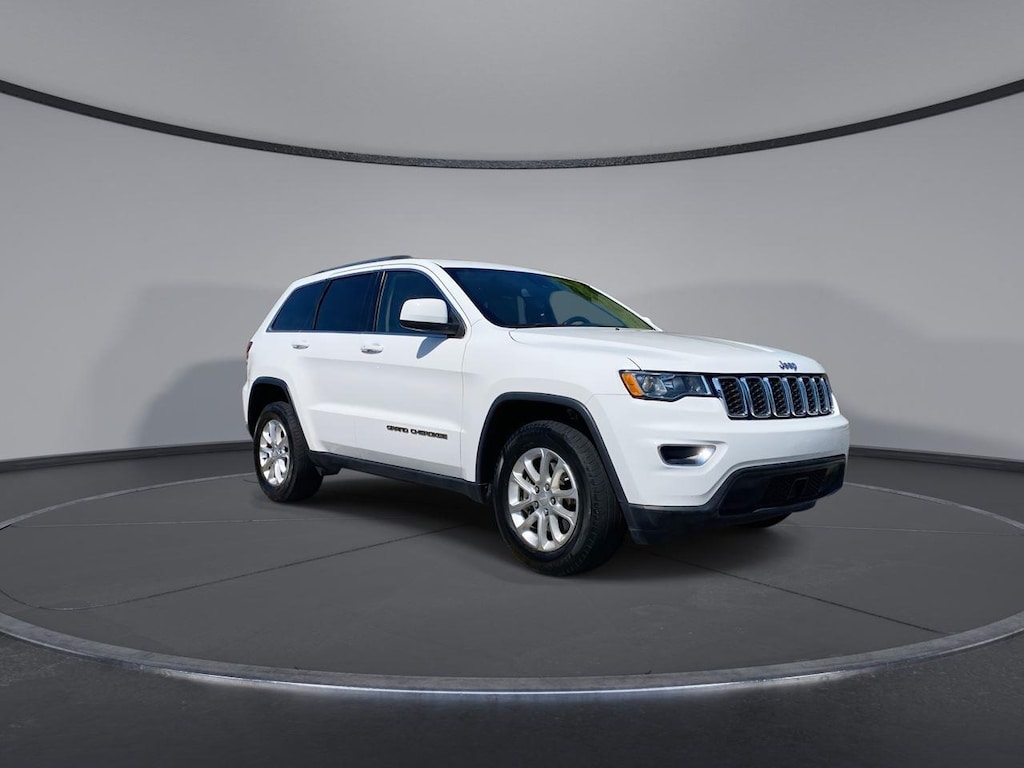 Used 2021 Jeep Grand Cherokee Laredo SUV