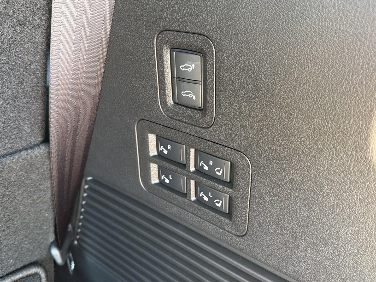 2026 Nissan Armada PRO-4X - Photo 38