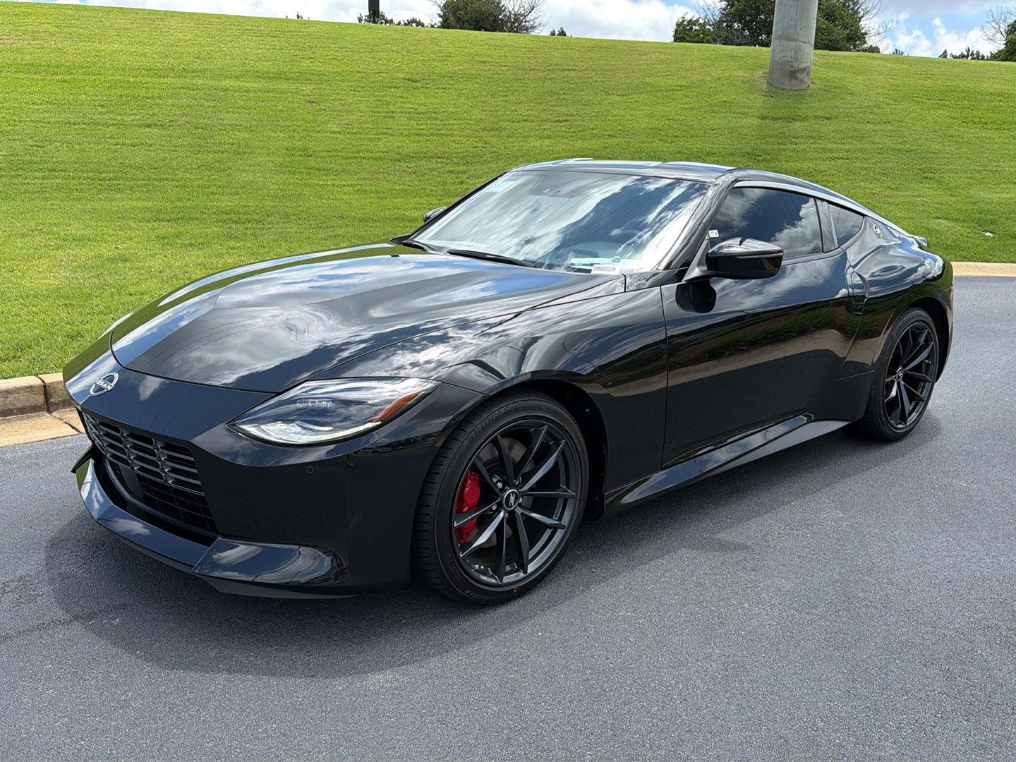 2026 Nissan Z Performance 6MT's photo