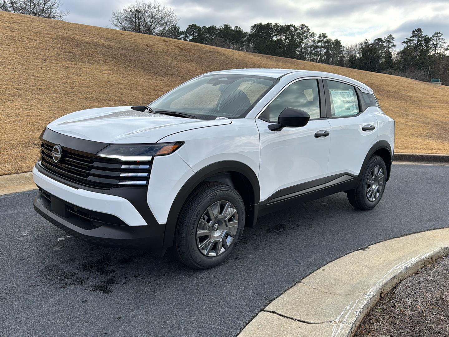 2026 Nissan Kicks SUV 