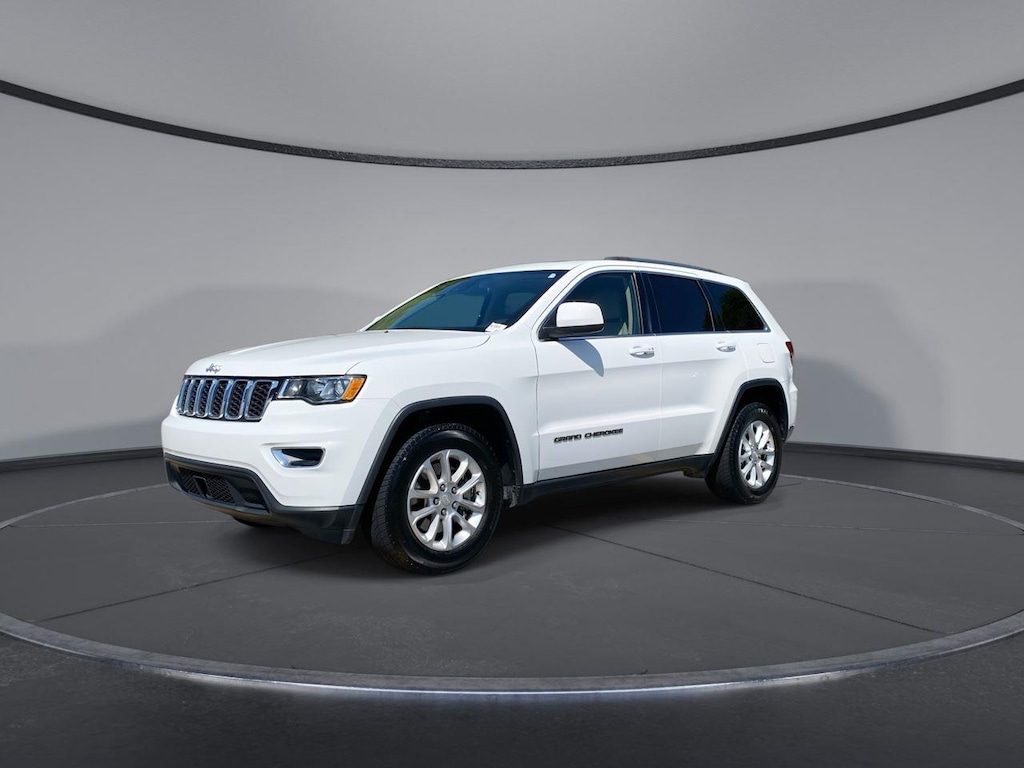 Used 2021 Jeep Grand Cherokee Laredo SUV