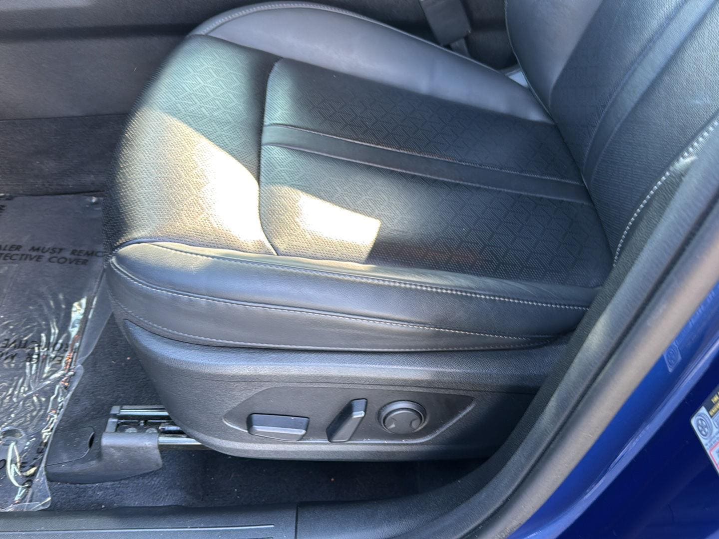 2022 Kia Sorento S - Photo 27