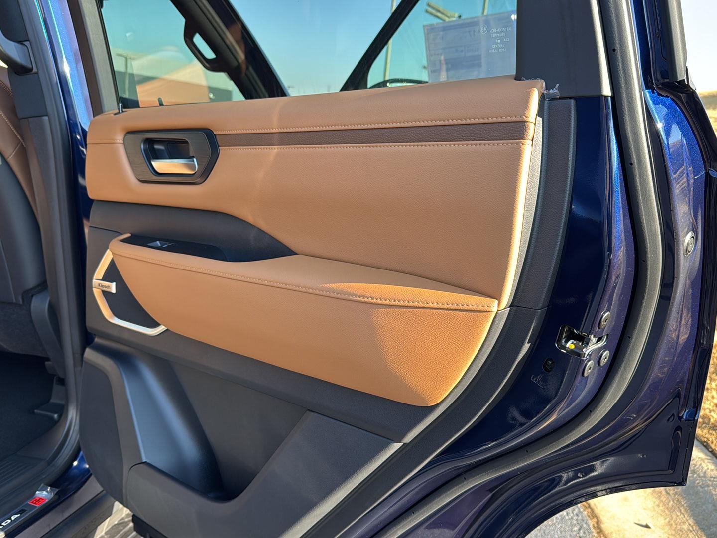 2026 Nissan Armada Platinum Reserve - Photo 13