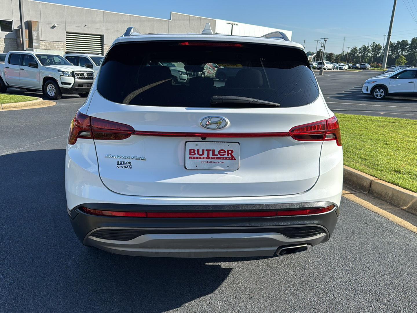 2023 Hyundai Santa Fe SEL photo 4