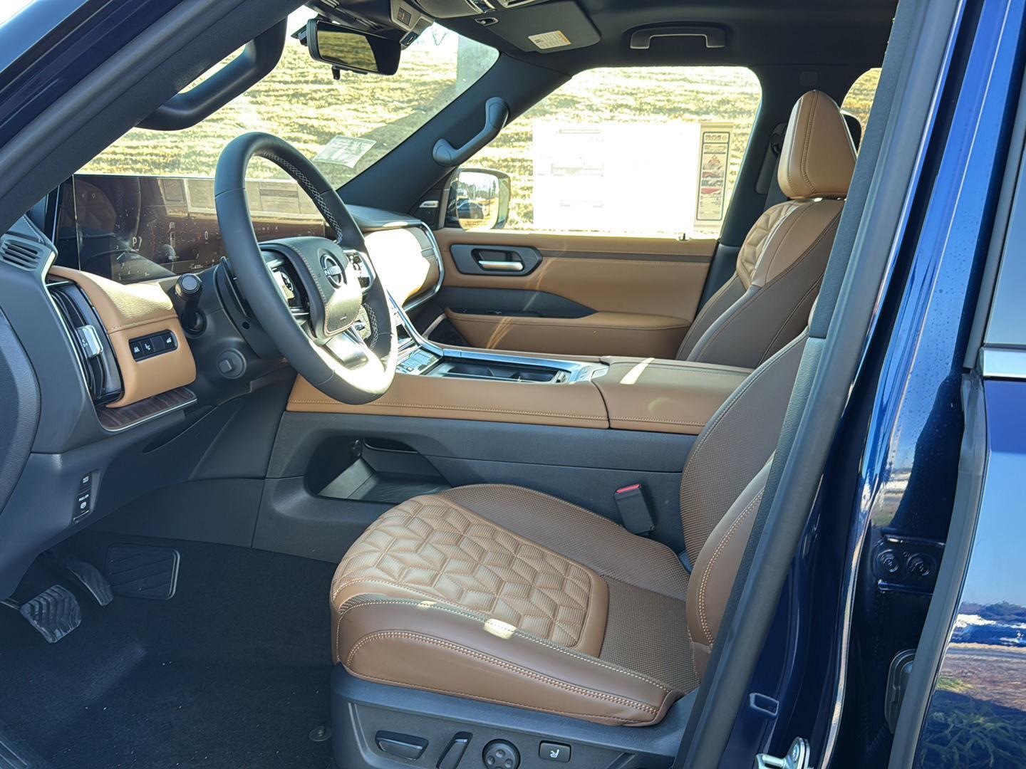 2026 Nissan Armada Platinum Reserve - Photo 8