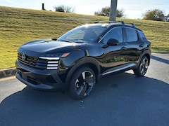 2026 Nissan Kicks SR SUV