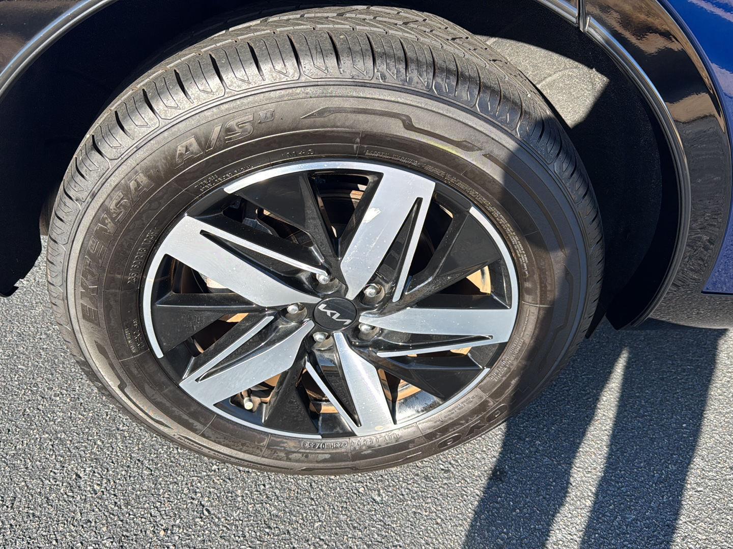 2022 Kia Sorento S - Photo 33