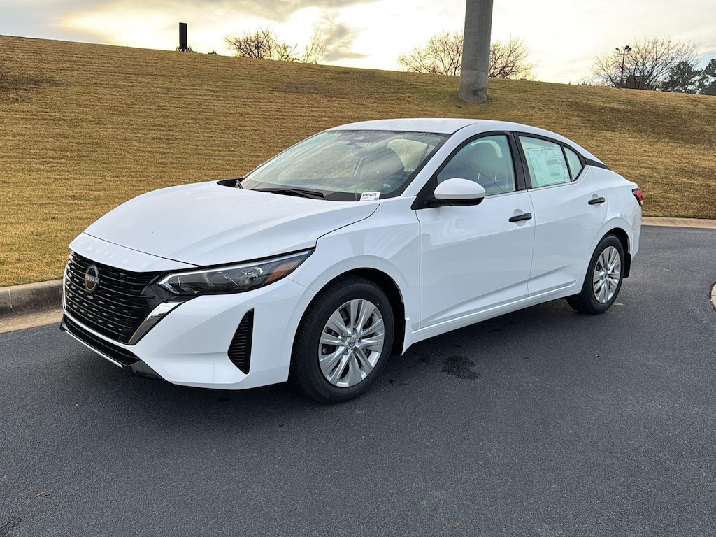 2025 Nissan Sentra S photo 2