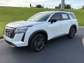 2026 Nissan Pathfinder SL SUV
