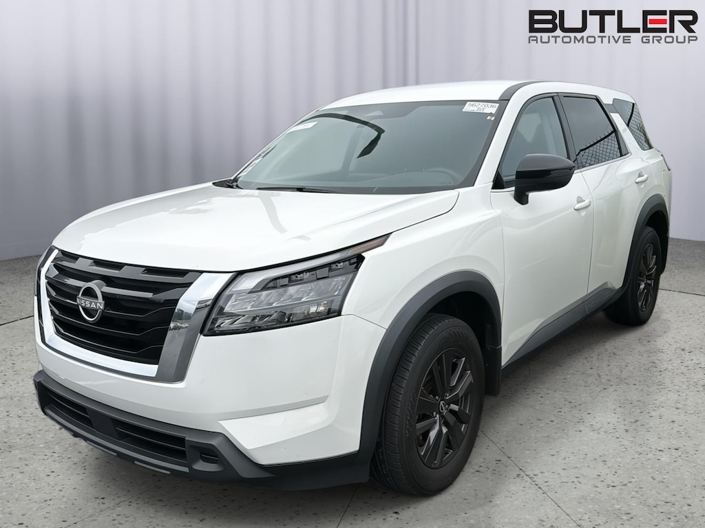 Used 2024 Nissan Pathfinder S SUV