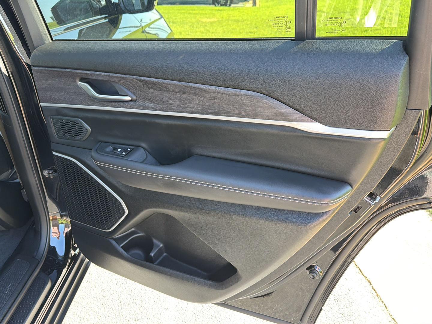2021 Jeep Grand Cherokee L Limited - Photo 16