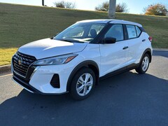 2025 Nissan Kicks Play S SUV