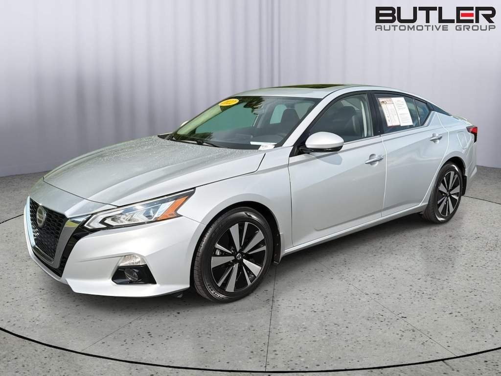 Used 2022 Nissan Altima 2.5 SL Sedan