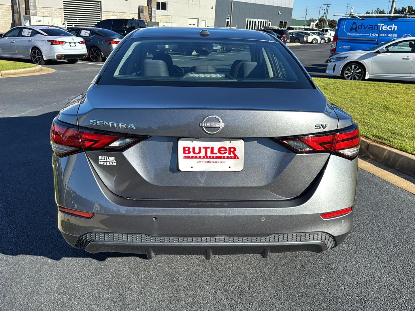 2024 Nissan Sentra SV photo 4