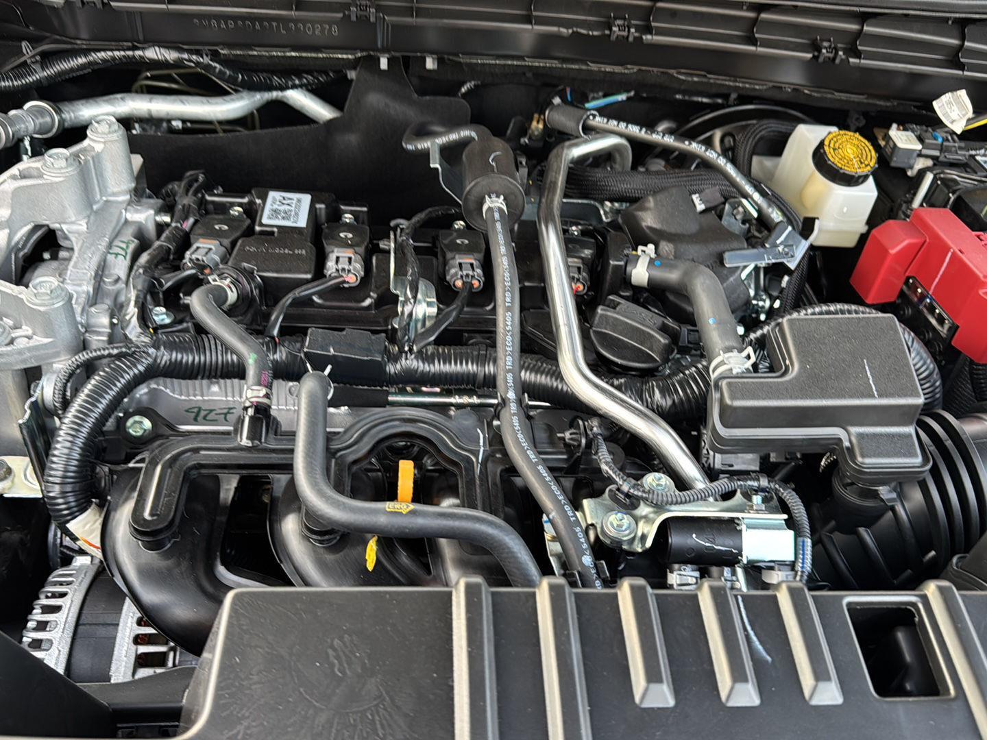 2026 Nissan KICKS SR - Photo 28