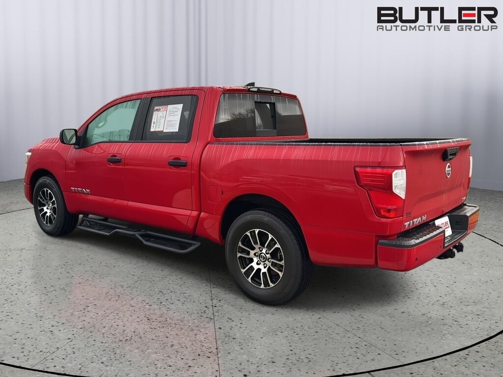 Used 2022 Nissan Titan SV Truck Crew Cab