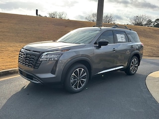 2026 Nissan Pathfinder Platinum SUV