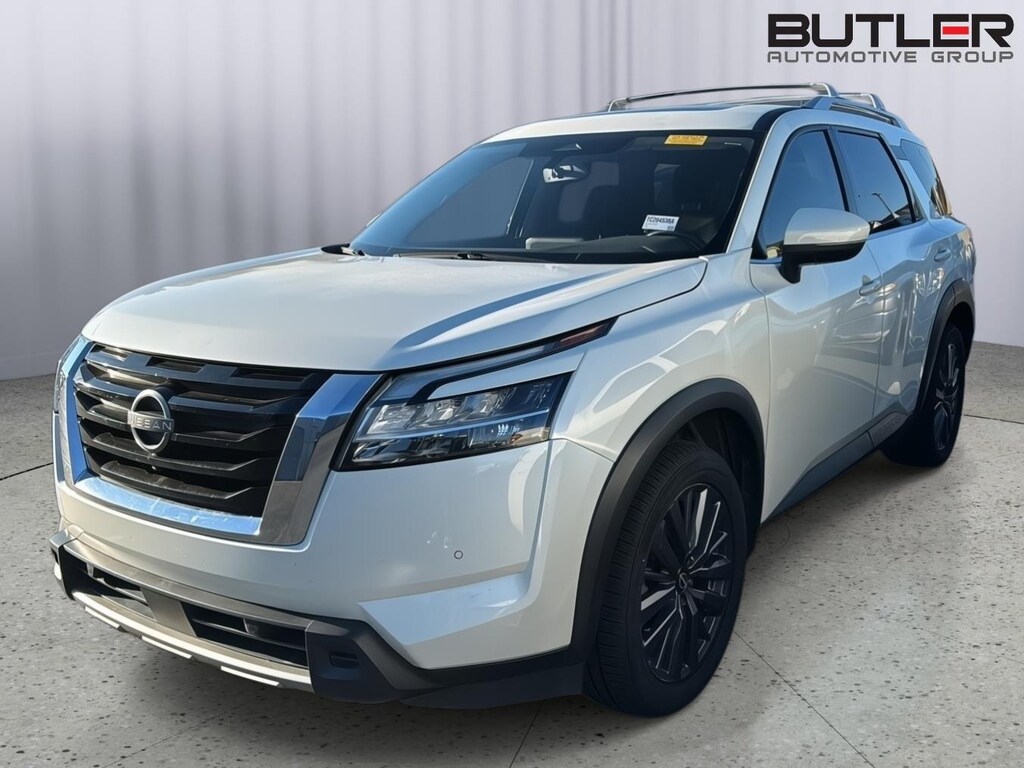Used 2023 Nissan Pathfinder SL SUV