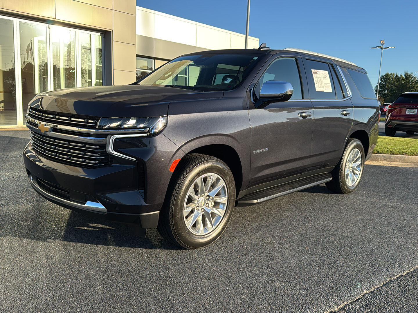 2023 Chevrolet Tahoe Premier photo 2