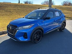 2022 Nissan Kicks SR SUV