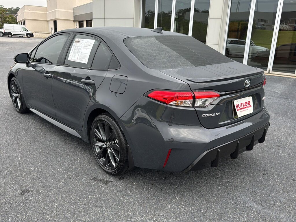 Used 2025 Toyota Corolla SE Sedan