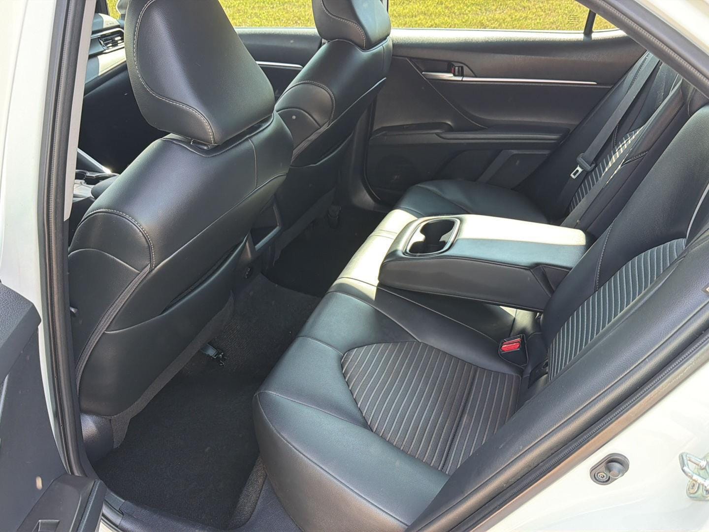 2024 Toyota Camry SE - Photo 11