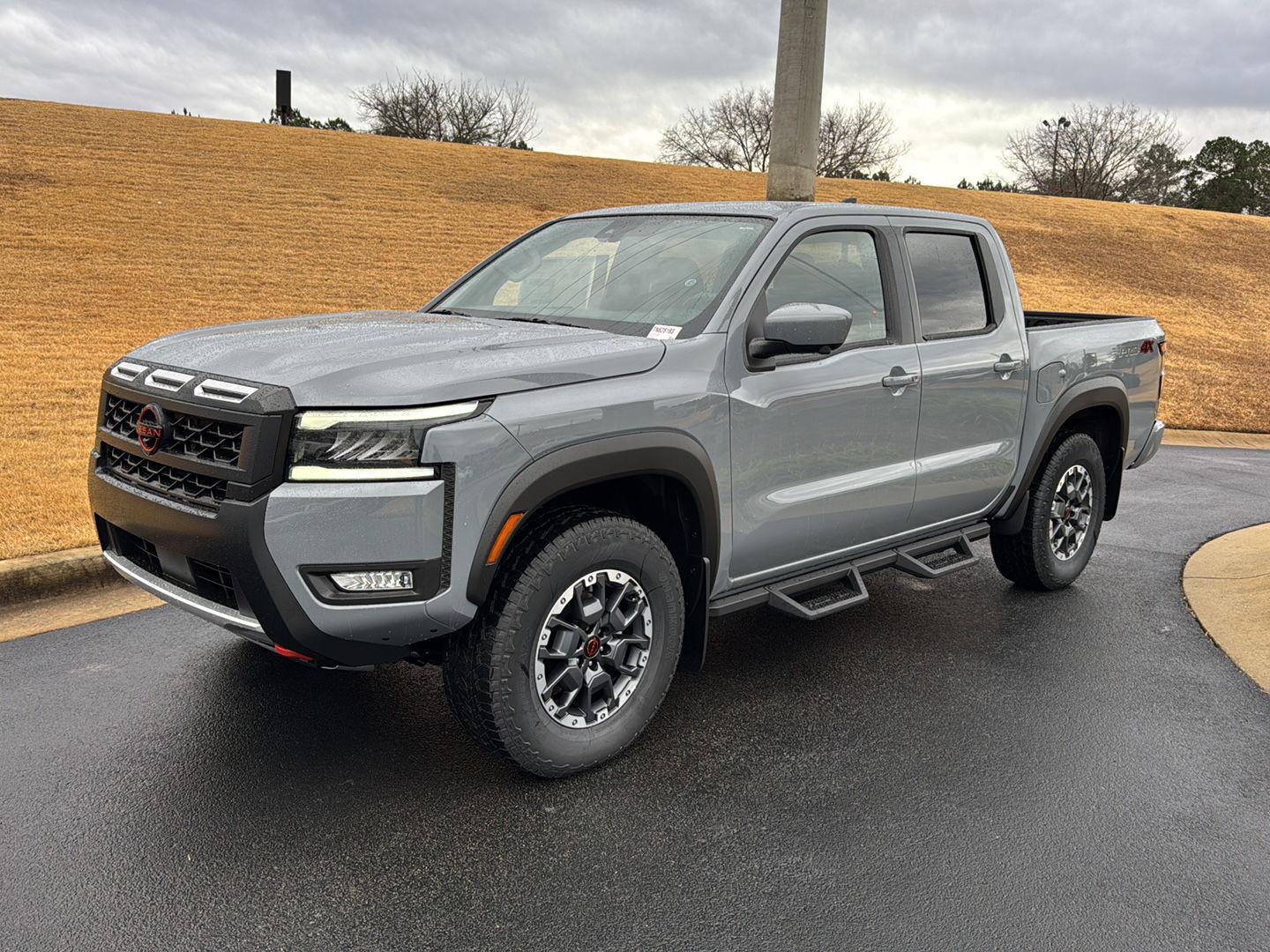 2026 Nissan Frontier Truck Crew Cab 