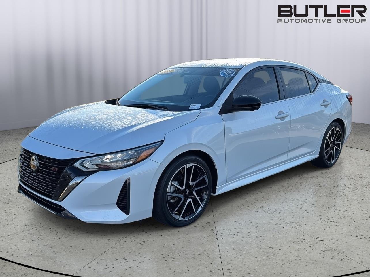 2024 Nissan Sentra SR's photo