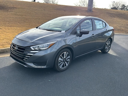 2025 Nissan Versa 1.6 SV Sedan