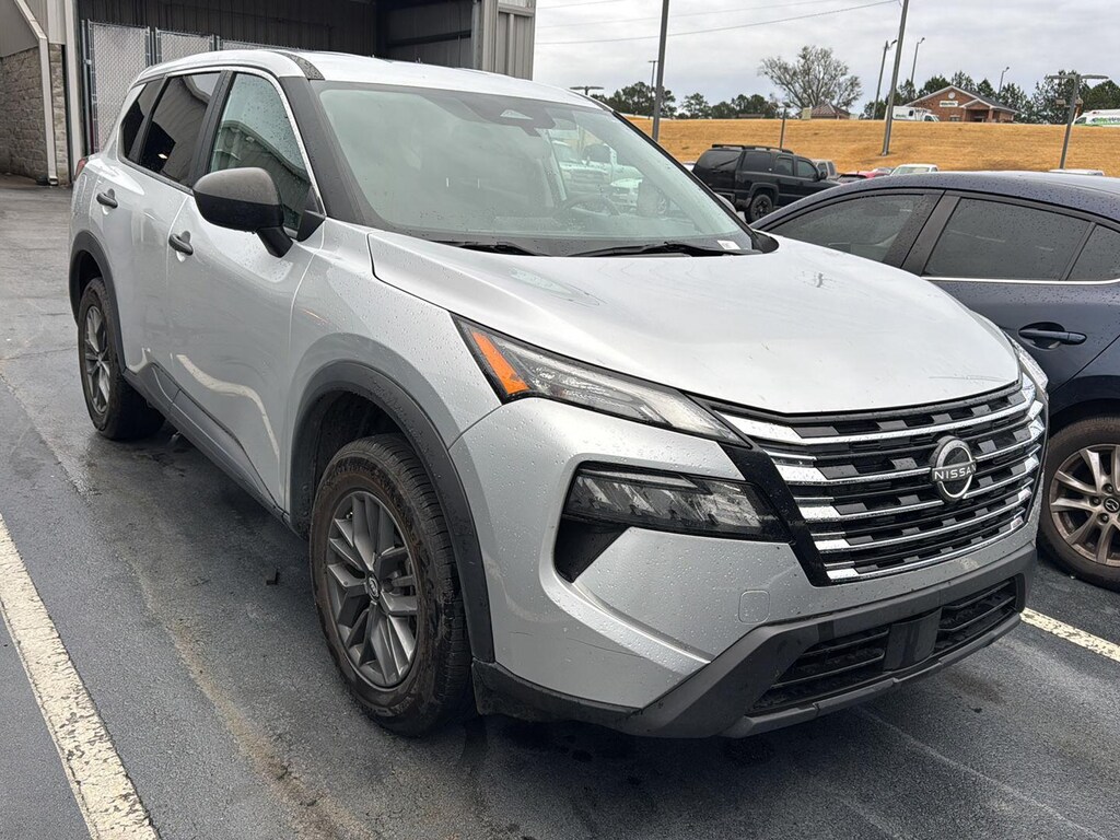 Used 2024 Nissan Rogue S SUV