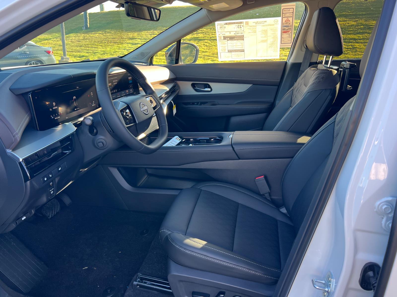 2026 Nissan Murano Platinum - Photo 8