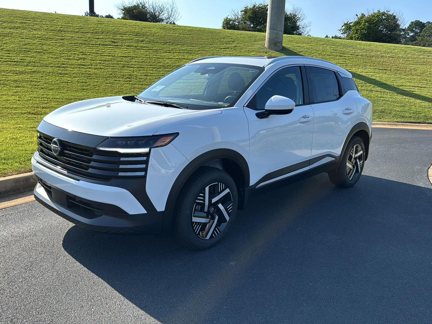 2025 Nissan Kicks SUV 