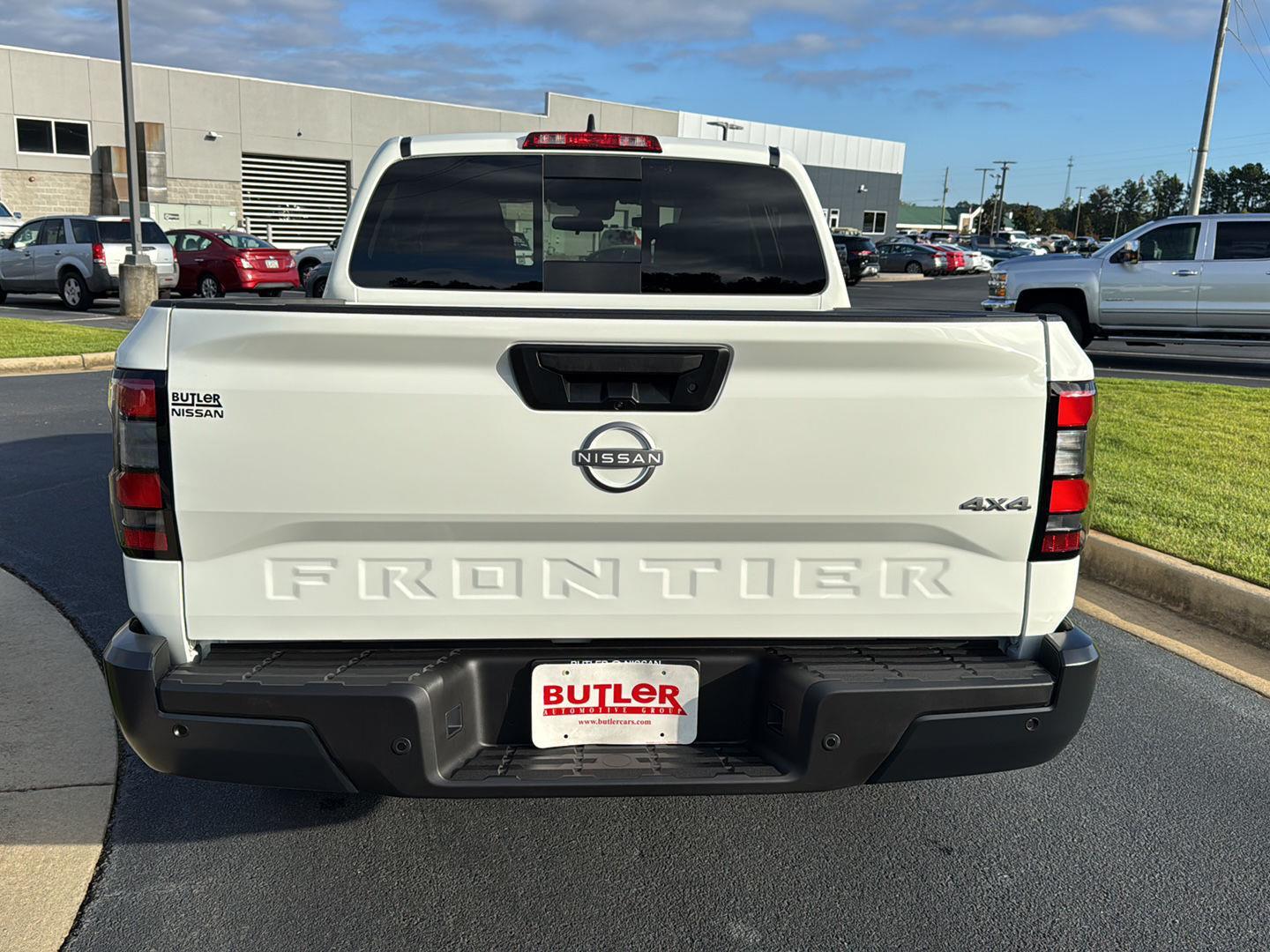 2026 Nissan Frontier S photo 3