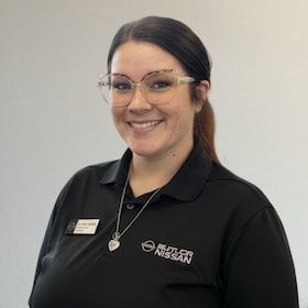 Staff member Caroline Adams from ID_55587d7cea19