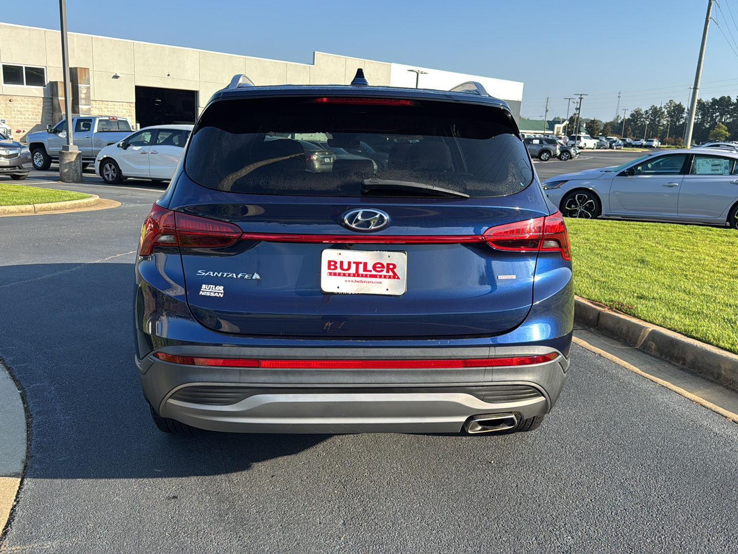 2023 Hyundai Santa Fe SEL photo 3