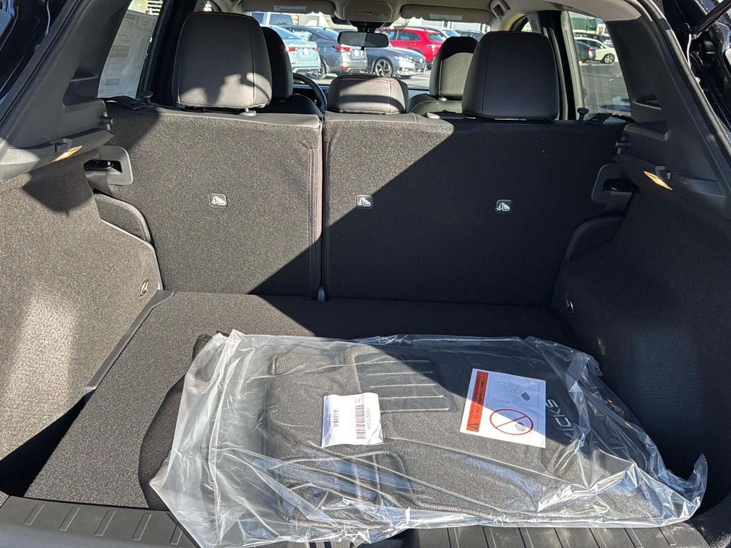 2026 Nissan KICKS SR - Photo 27