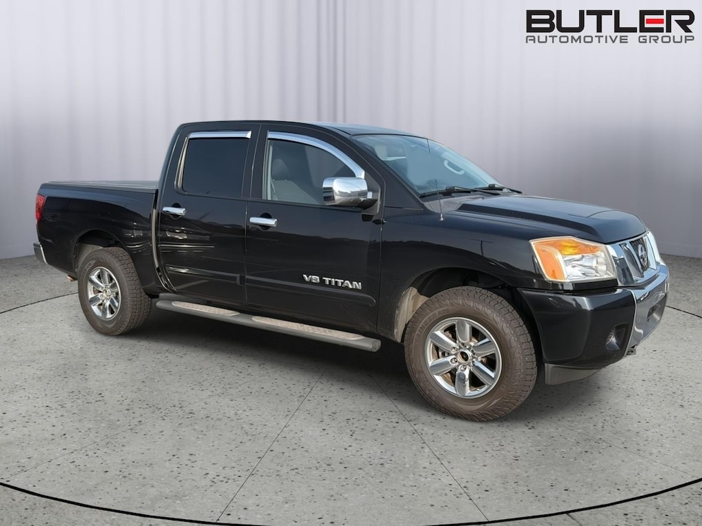 Used 2013 Nissan Titan SV Truck Crew Cab