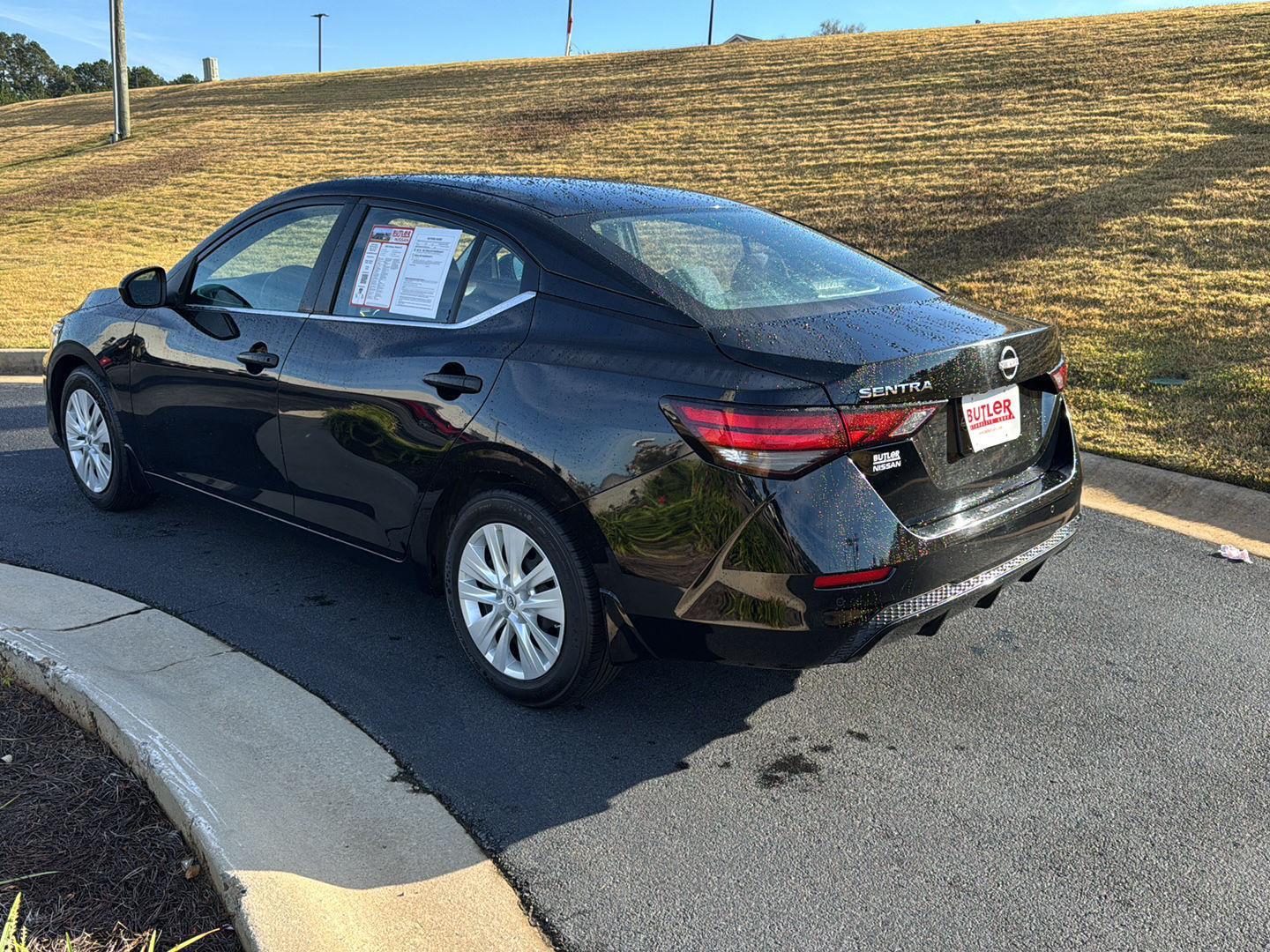 2024 Nissan Sentra S photo 2