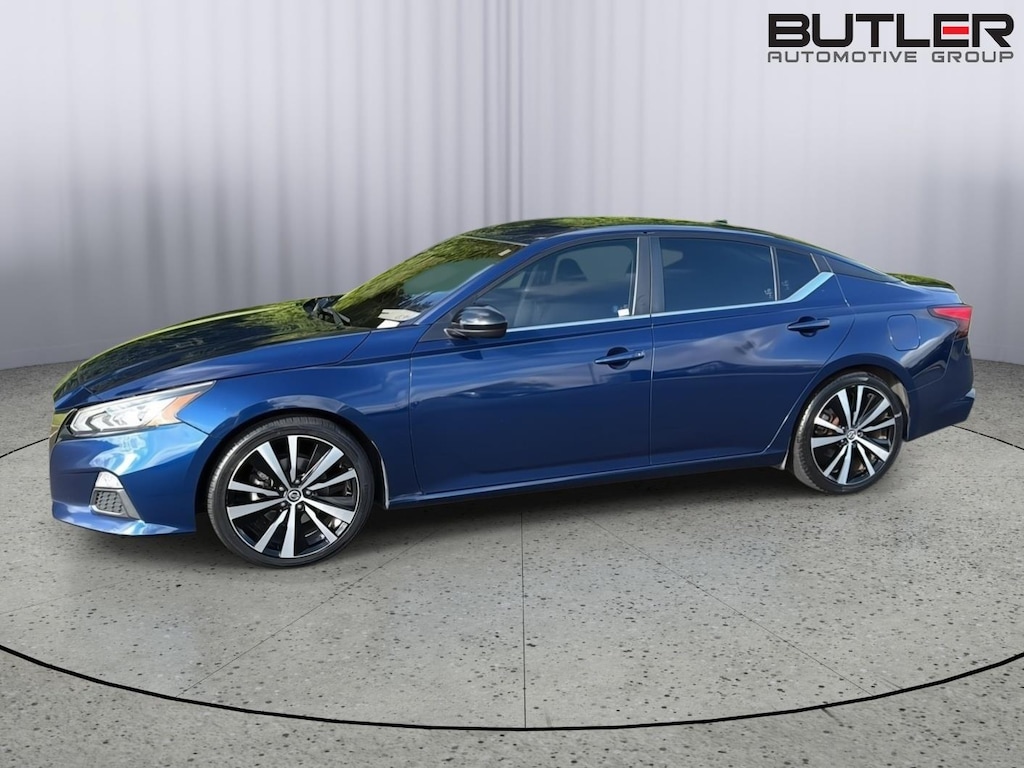 Used 2022 Nissan Altima 2.5 SR Sedan