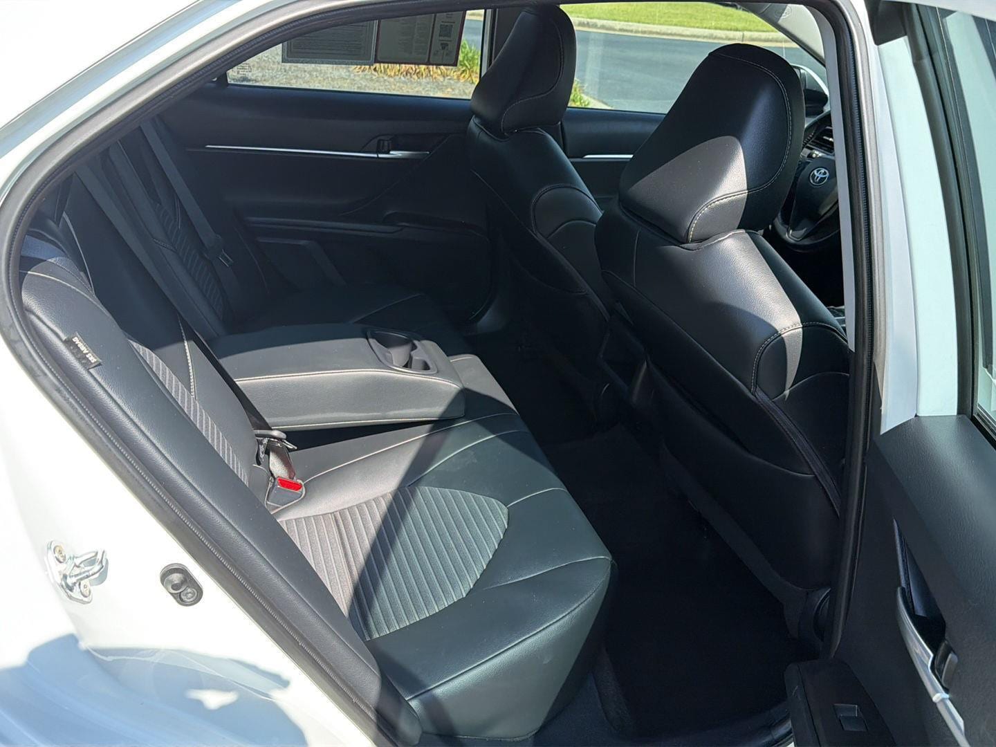 2024 Toyota Camry SE - Photo 12