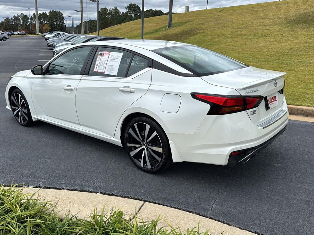 Used 2022 Nissan Altima 2.0 SR Sedan