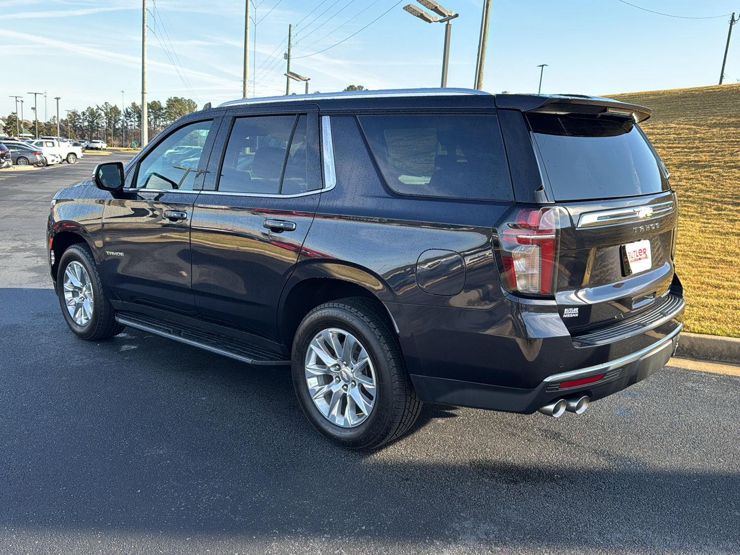 2023 Chevrolet Tahoe Premier photo 2