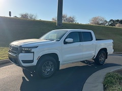 2026 Nissan Frontier SV Truck Crew Cab